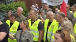 Leśnicy pikietowali przed Podlaskim Urzędem Wojewódzkim w Białymstoku, 12.07.12, źródło: Protest Branży Drzewnej