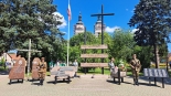 Złożenie kwiatów przed Pomnikiem Sybiraka, fot. Adam Dąbrowski
