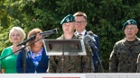 Przekazanie flagi z budynku Sejmu żołnierzom 18. Białostockiego Pułku Rozpoznawczego, 16.07.2024, fot. Joanna Szubzda