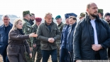Wizyta Donalda Tuska, Władysława Kosiniaka-Kamysza i Tomasza Siemoniaka na granicy polsko-białoruskiej, 22.03.2025, fot. Joanna Szubzda
