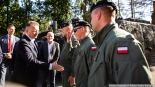 Mariusz Błaszczak na pikniku wojskowym w Czarnej Białostockiej, fot. Joanna Szubzda