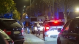 Nocna akcja policji na ulicy Stacha Konwy w Łomży, 23.10.2024, fot. Paweł Wądołowski
