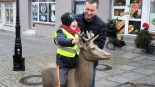 Rzeźba młodego jelenia w Łomży, 21.12.2024, fot. Adam Dąbrowski