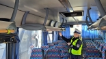 Odblaski dla pasażerów PKS Nova, 30.01.2025, fot. Grzegorz Pilat