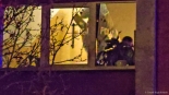 Nocna akcja policji na ulicy Stacha Konwy w Łomży, 23.10.2024, fot. Paweł Wądołowski