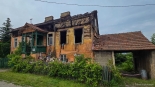Spalony "dom z zegarem" w Łomży, 10.06.2025, fot. Paweł Wądołowski