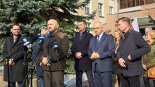 Politycy PiS przed Podlaskim Urzędem Wojewódzkim o lasach, 12.03.2025, fot. Renata Reda