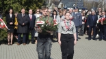 Mieszkańcy Zambrowa uczcili pamięć ofiar Katynia, 13.04.2025, fot. Adam Dąbrowski