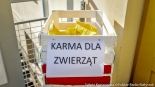 Białostoczanie przynoszą dary do Centrum Aktywności Społecznej w Białymstoku dla powodzian, fot. Sylwia Krassowska
